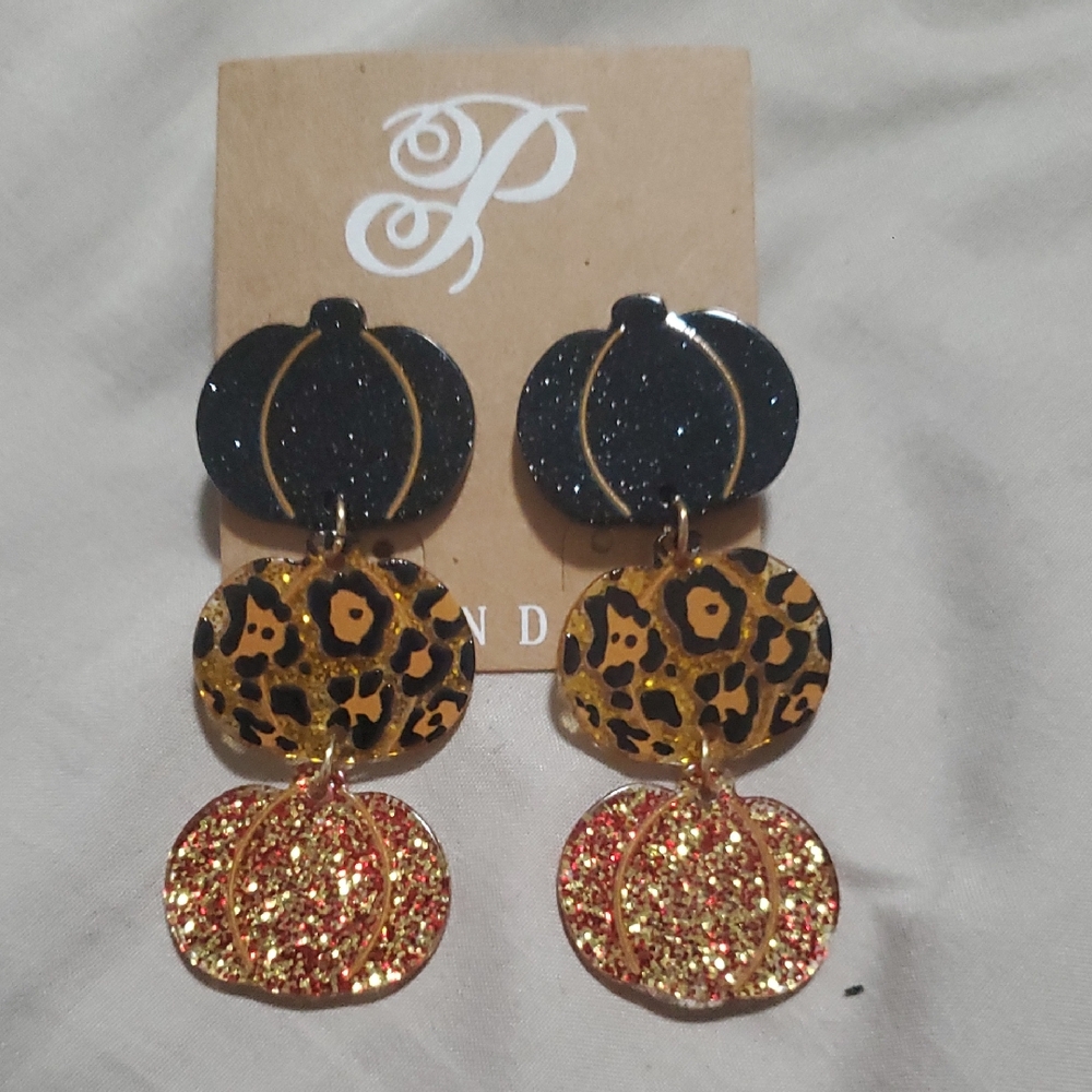 Plunder Black, Leopard & Gold Glitter Pumpkin Drop Earrings